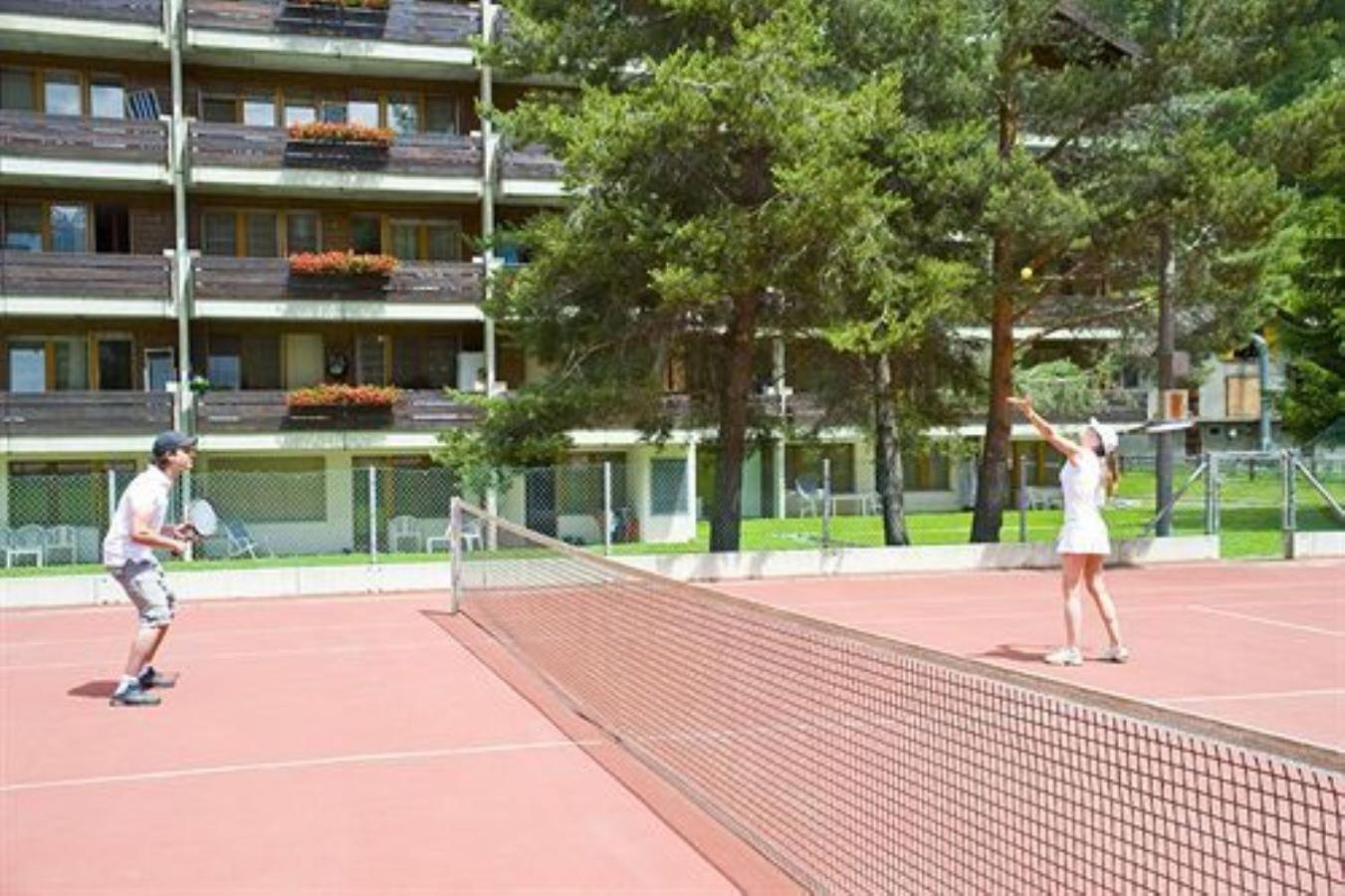 Monte Rosa Taesch, Apartments Mit Wellness Bereich Екстериор снимка