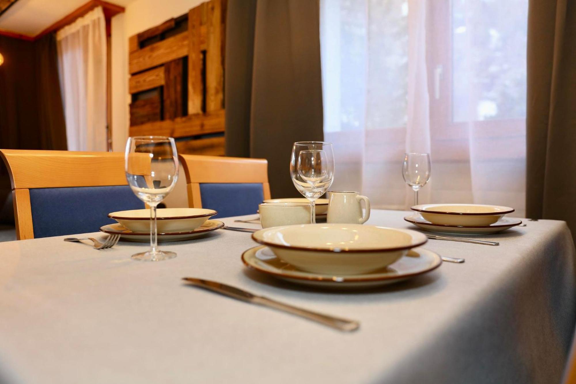Monte Rosa Taesch, Apartments Mit Wellness Bereich Стая снимка